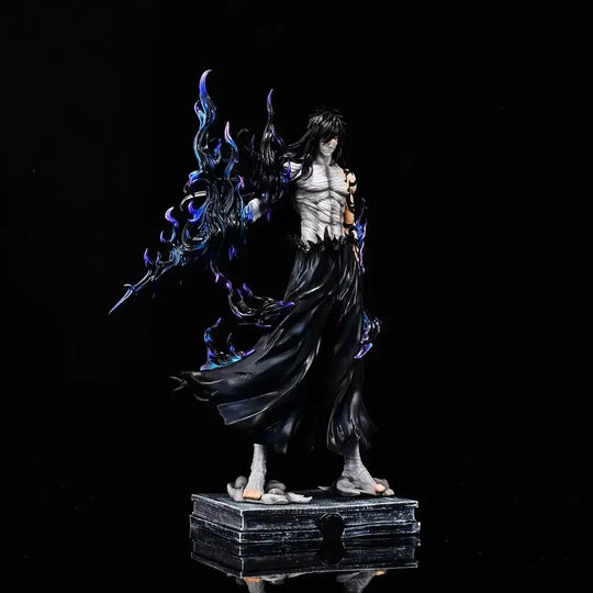 A large 33cm Bleach Ichigo Figure made of PVC, featuring two interchangeable battle forms and Zangetsu sword for anime desktop decoration.