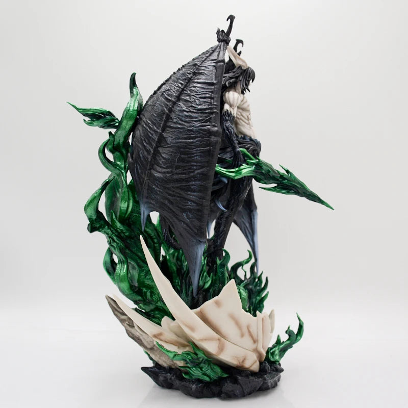 A detailed 32cm Bleach Anime Figure GK model featuring Kurosaki Ichigo in battle pose, available with Ulquiorra Cifer and Toshiro Hitsugaya variants.