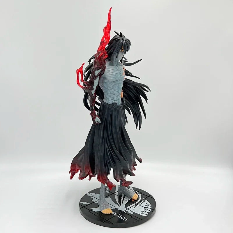 A detailed 32cm Bleach Anime Figure GK model featuring Kurosaki Ichigo in battle pose, available with Ulquiorra Cifer and Toshiro Hitsugaya variants.