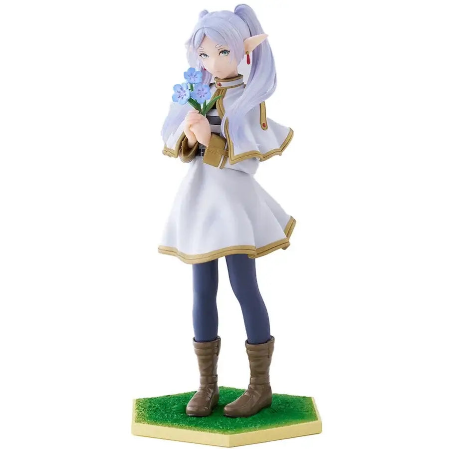 A high-quality 14cm Frieren Anime Figure sitting down, functioning as a noodle stopper and desktop decoration.