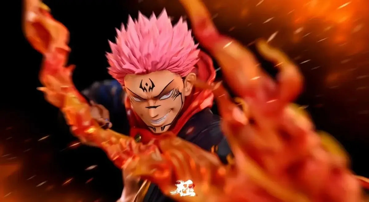 A highly detailed Ryomen Sukuna Figure made of premium PVC, showcasing the Jujutsu Kaisen King of Curses in an extreme battle stance for desktop decoration.