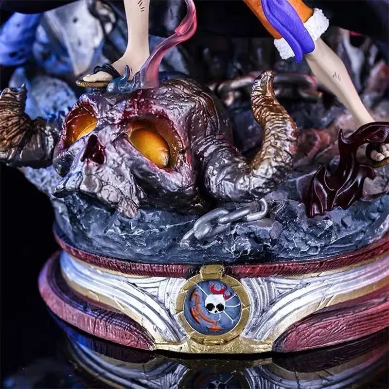 Close-up of One Piece Onigashima Supernova Action Figures Luffy Kid Law detail collectible model