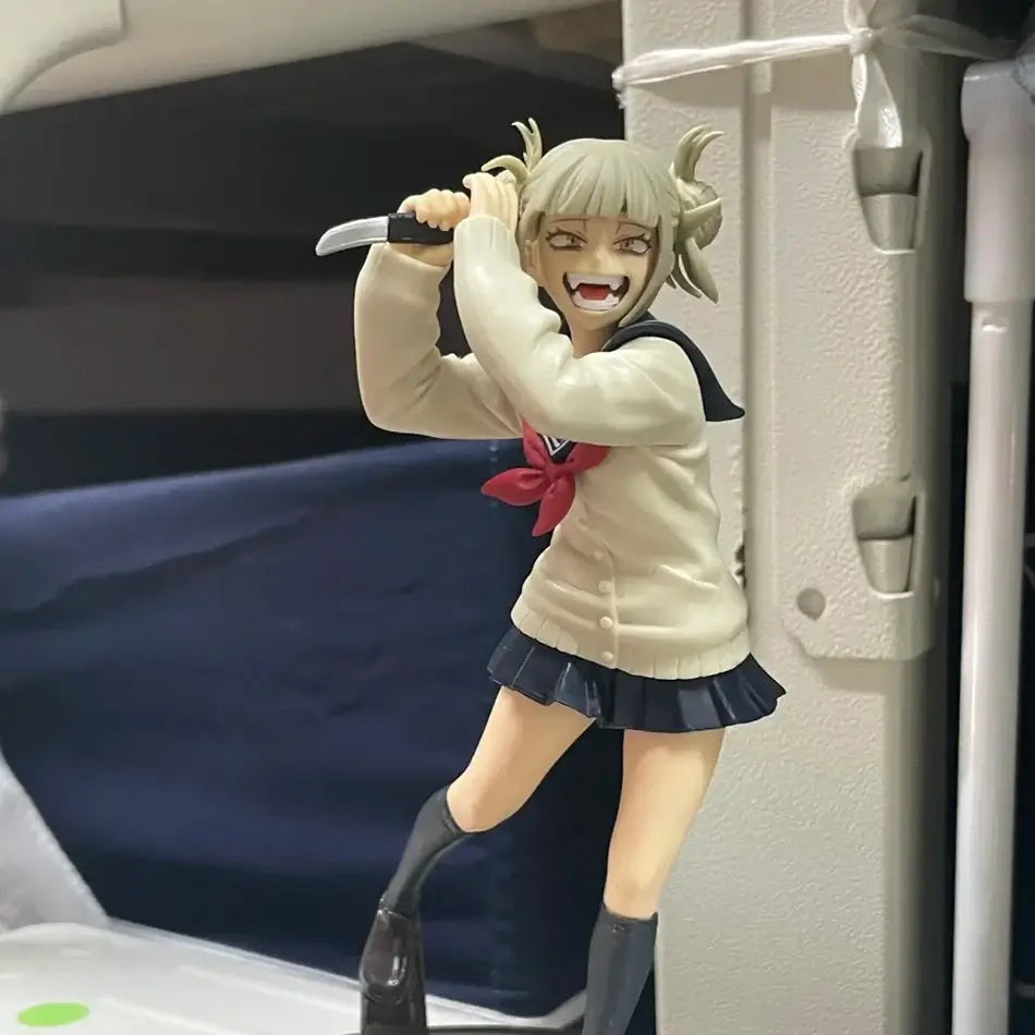 A highly detailed 15cm Toga Himiko Figurine made of premium PVC, standing in a dynamic My Hero Academia anime pose.