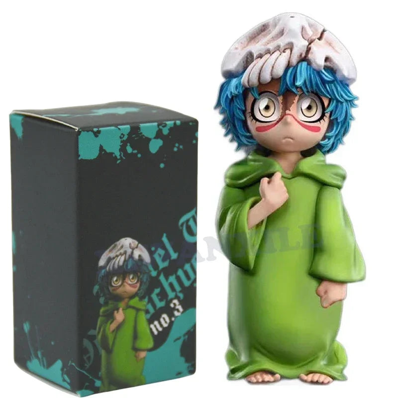 A detailed 32cm Bleach Anime Figure GK model featuring Kurosaki Ichigo in battle pose, available with Ulquiorra Cifer and Toshiro Hitsugaya variants.