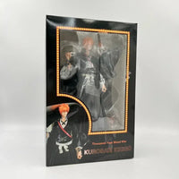 A detailed 32cm Bleach Anime Figure GK model featuring Kurosaki Ichigo in battle pose, available with Ulquiorra Cifer and Toshiro Hitsugaya variants.