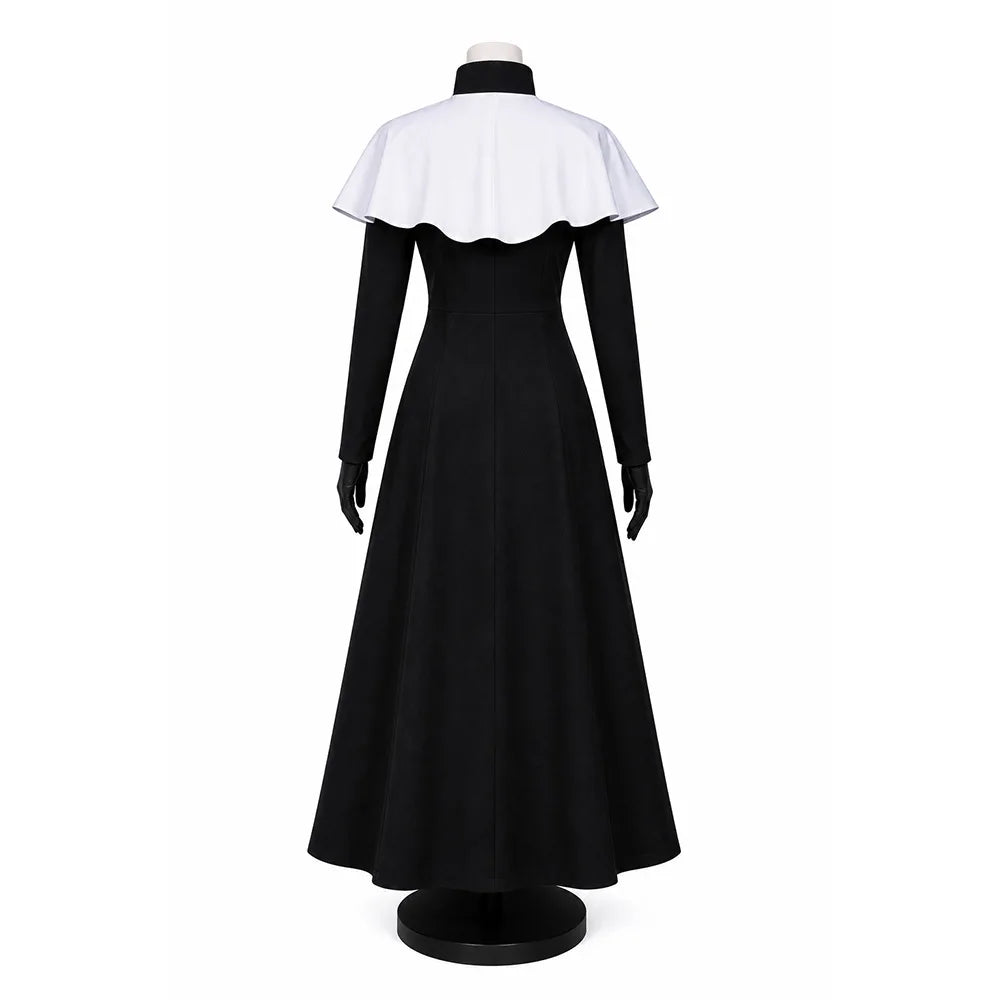 Aizen Sousuke TYBW Cosplay Costume black robe with white shoulder cape and gloves, perfect for conventions.