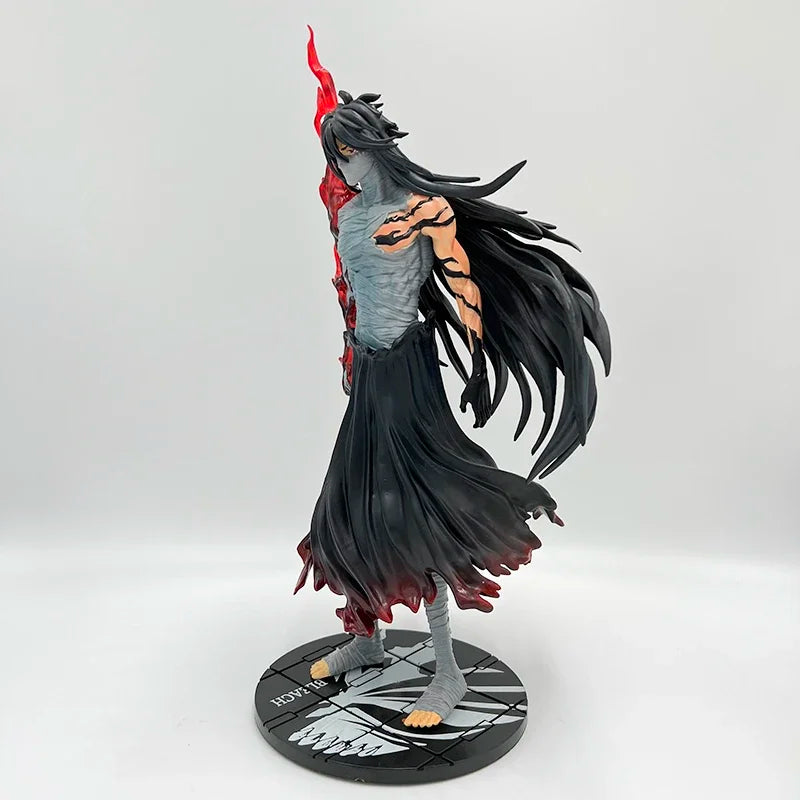 A detailed 32cm Bleach Anime Figure GK model featuring Kurosaki Ichigo in battle pose, available with Ulquiorra Cifer and Toshiro Hitsugaya variants.